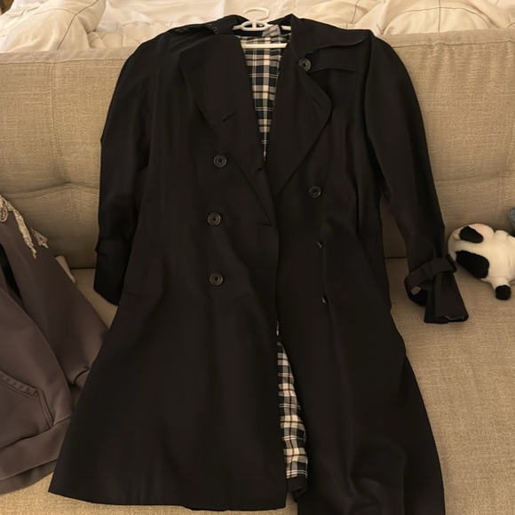 Coat - Picture 2 of 5